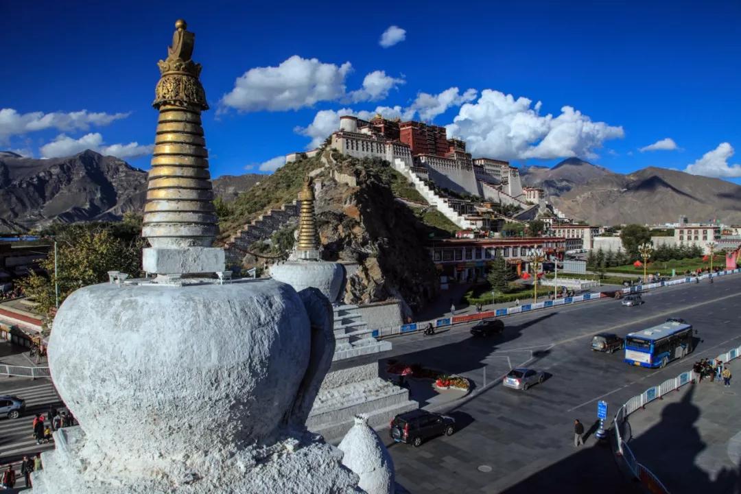 西藏，神秘辉煌的圣地之旅