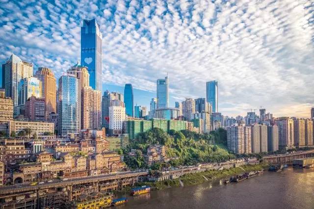 山城重庆，魅力无限，生活韵味尽在其中